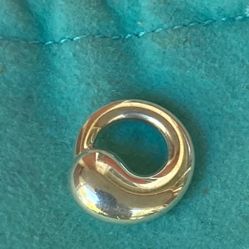 Tiffany & Co. Eternal Circle Pendant